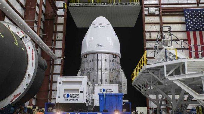 le-lancement-de-la-capsule-spacex-dragon-pour-iss-est-reporte.jpg.jpg
